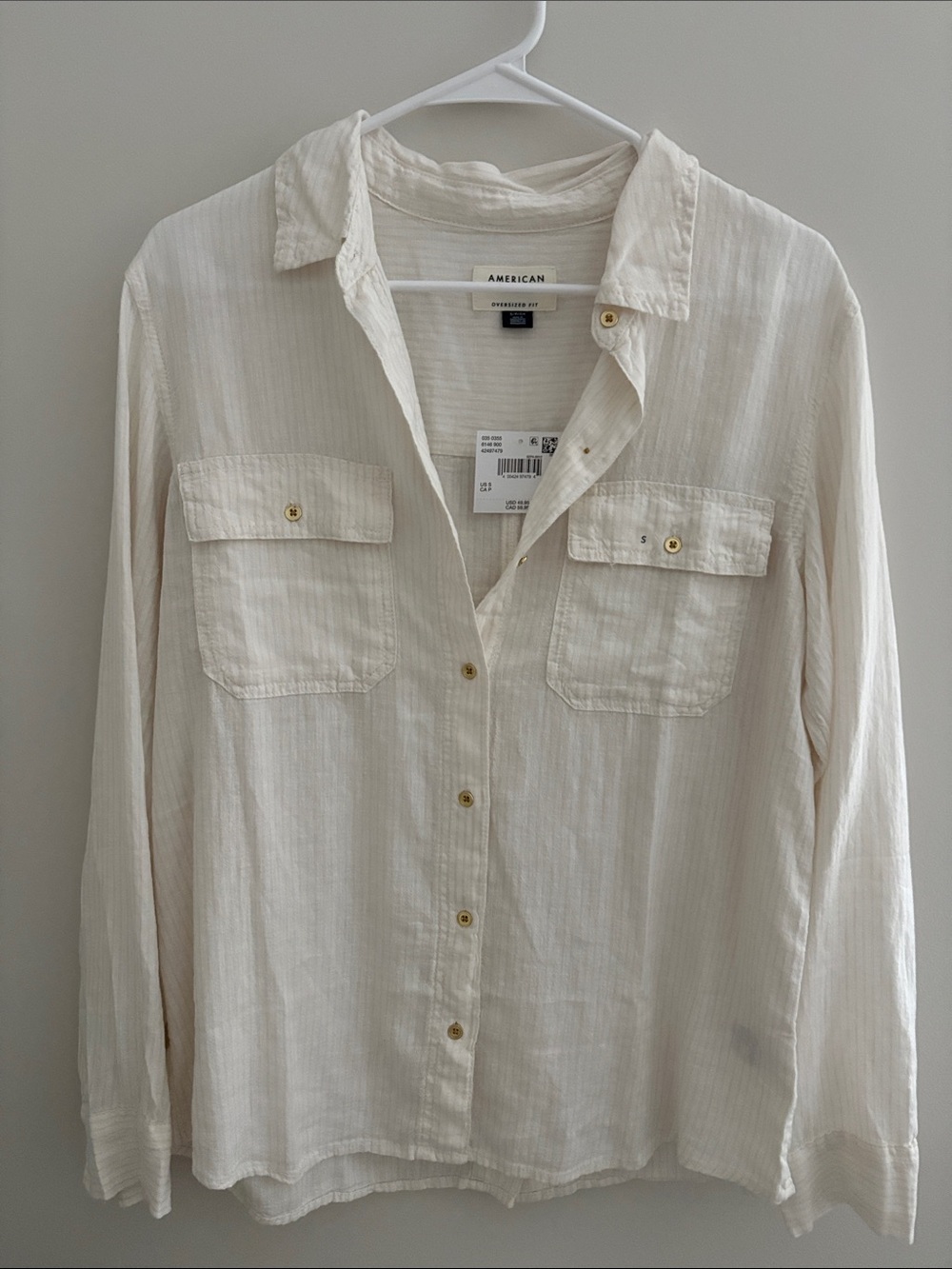 American Eagle Outfitters Men's Cream Long-Sleeve Button-Down Shirt